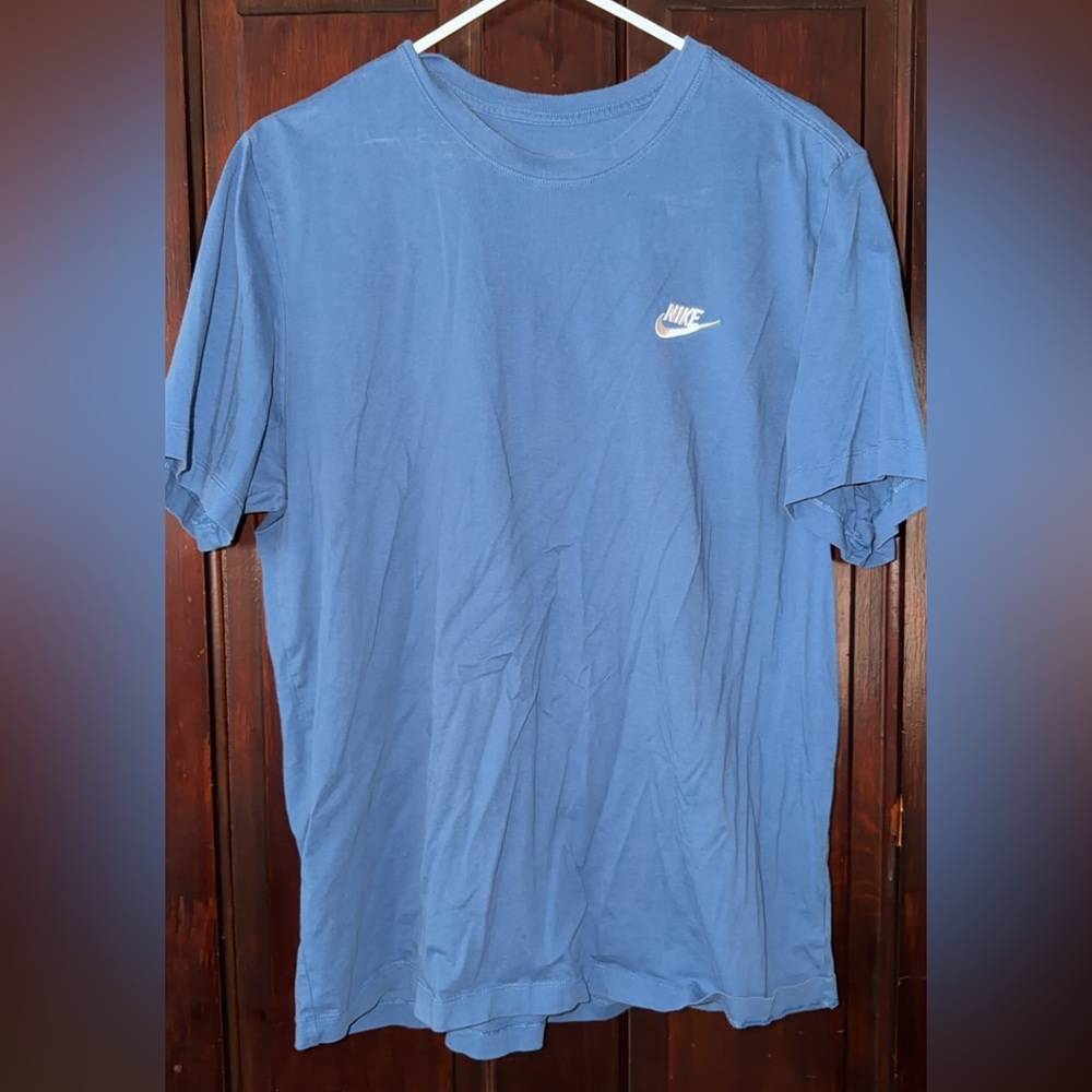 Nike Men's Short Sleeve Tee in Blue